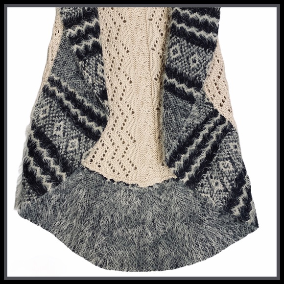 NWOT MAX STUDIO VEST KNIT Cream & FUR Black/Gray - Picture 6 of 10